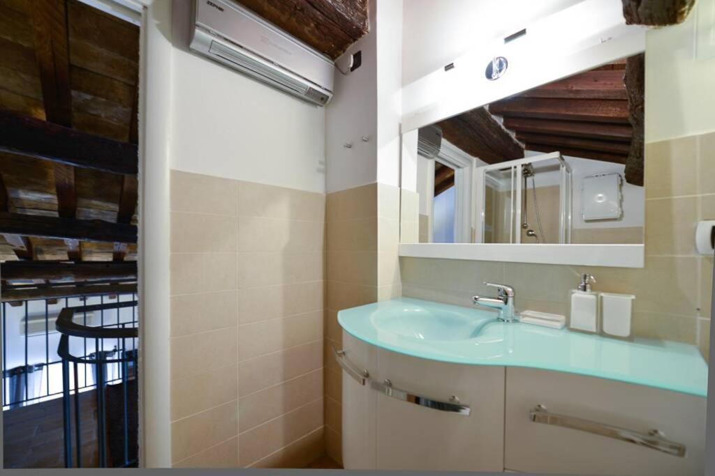 Ibernesi - Charming Apartment At The Roman Forums المظهر الخارجي الصورة